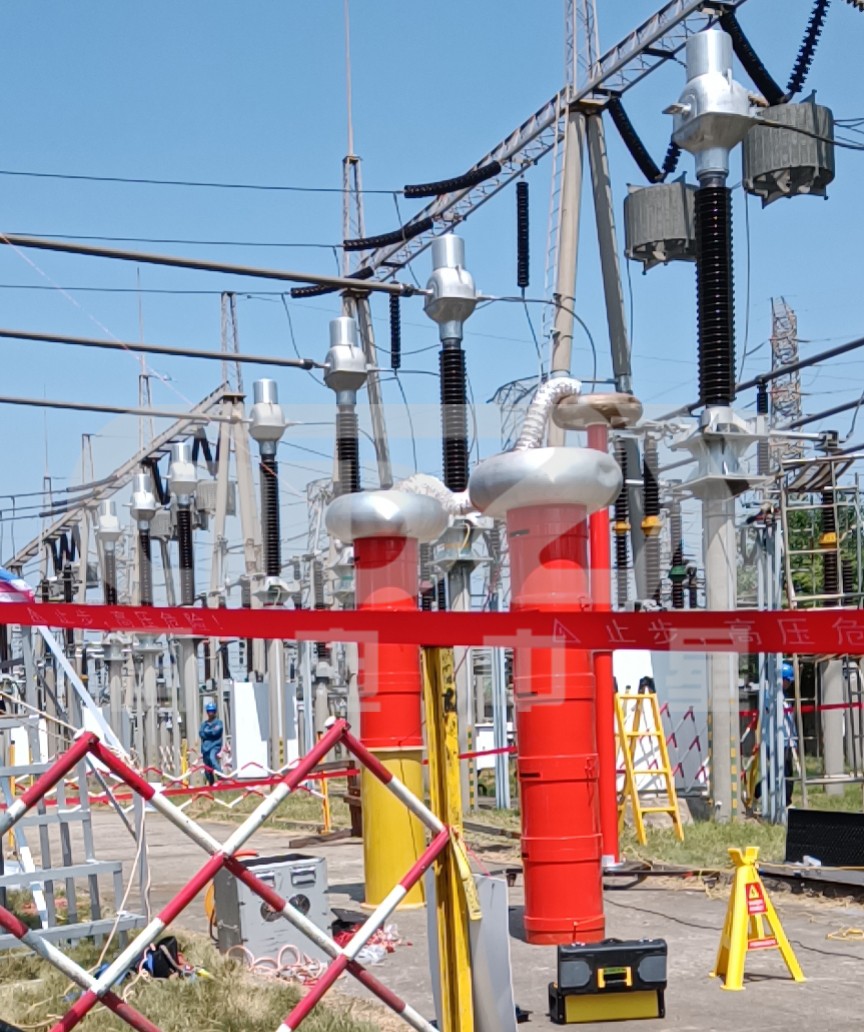 220kv斷路器耐壓試驗(yàn).jpg 220kv斷路器耐壓試驗(yàn).jpg